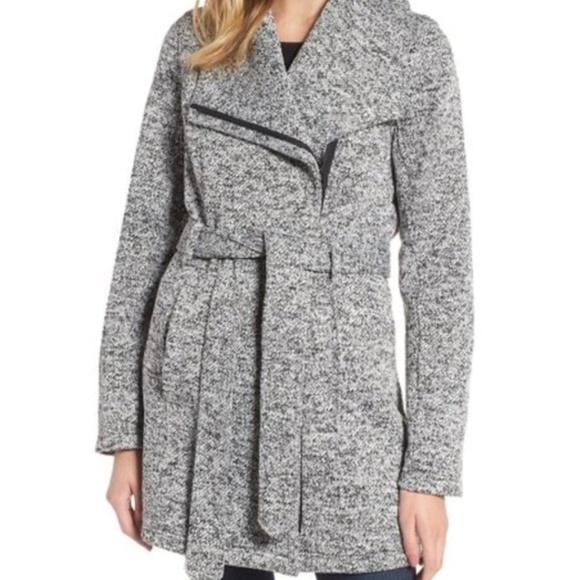 Steve Madden Black & White Salt & Pepper Heathered Belted Coat SZ Medium - Picture 1 of 12